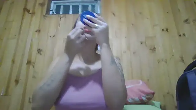 Roselingalvis13 online show from November 17, 3:01 am