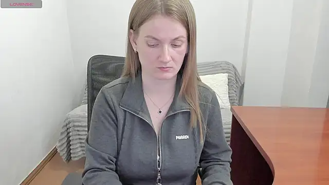 Alisha Skyes online show from May 3, 5:52 pm