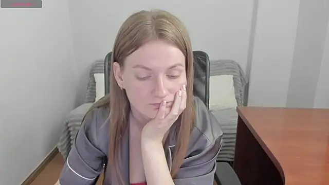 Alisha Skyes online show from May 9, 3:45 am