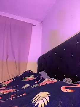 Im tinaa sr online show from October 30, 1:40 am