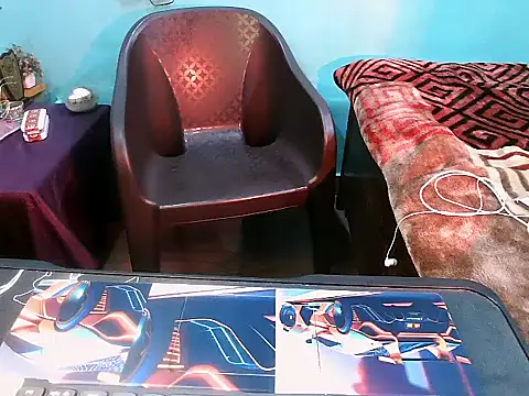 PREETI BABY online show from February 9, 5:00 am