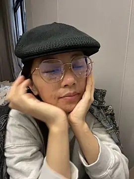 Snapshot of haiyan125216 chatting on October 29, 6:48 am haiyan125216 online show from October 29, 6:48 am