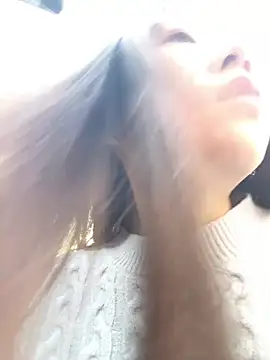 Snapshot of xinmeng-000 chatting on February 4, 3:56 am xinmeng-000 online show from February 4, 3:56 am