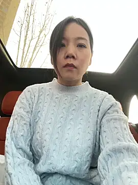 Snapshot of xinmeng-000 chatting on February 10, 7:56 am xinmeng-000 online show from February 10, 7:56 am