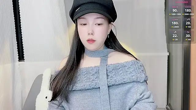 Snapshot of Bella_Ava chatting on December 1, 6:24 pm Bella Ava online show from December 1, 6:24 pm