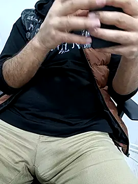 Snapshot of Yaman_33 chatting on April 7, 8:04 am Yaman 33 online show from April 7, 8:04 am