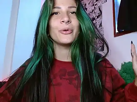 Snapshot of Chloe_paytone chatting on February 14, 11:29 am Chloe paytone online show from February 14, 11:29 am