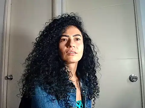 Snapshot of Koral369 chatting on March 12, 5:02 am Koral369 online show from March 12, 5:02 am