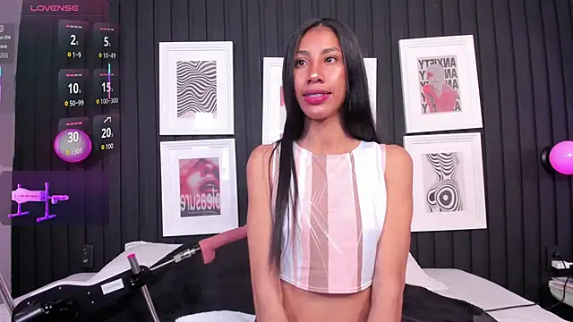 chiara evanns online show from October 7, 11:18 am