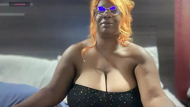 furykat1 online show from November 1, 7:38 pm