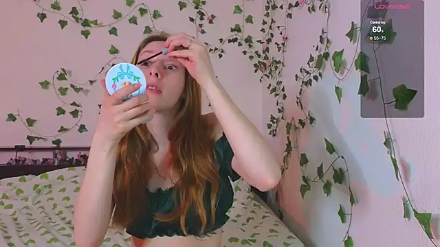 Candy Flosse online show from May 6, 5:46 am