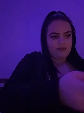 Snapshot of Shellybttn chatting on March 20, 10:58 pm Shellybttn online show from March 20, 10:58 pm