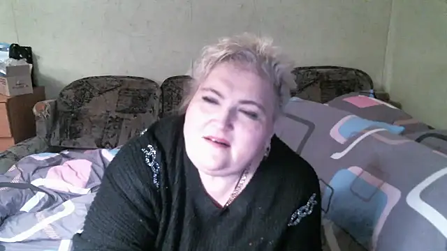 Lana555 online show from May 8, 8:25 pm