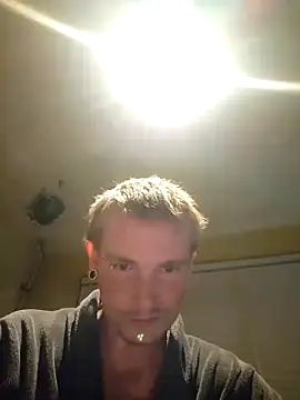 piercingpik online show from September 30, 7:41 pm