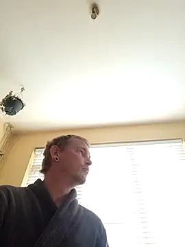 piercingpik online show from October 5, 2:48 pm