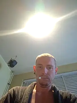 piercingpik online show from January 5, 9:51 pm