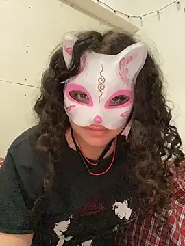 Snapshot of Lucy_YupiSweet chatting on March 1, 8:38 am Lucy YupiSweet online show from March 1, 8:38 am