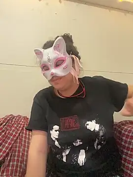 Snapshot of Lucy_YupiSweet chatting on March 11, 7:47 am Lucy YupiSweet online show from March 11, 7:47 am