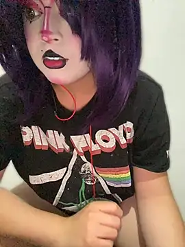 Lucy YupiSweet online show from May 6, 7:13 am