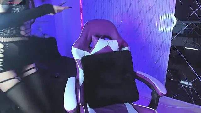 chloe jacksonn online show from October 6, 11:02 pm