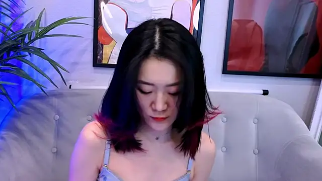 AikoYamada online show from December 19, 8:10 am