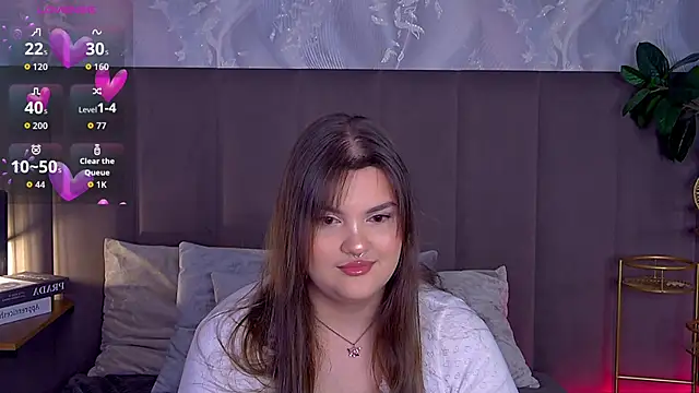 Snapshot of EmilyHyde chatting on November 23, 8:30 pm EmilyHyde online show from November 23, 8:30 pm