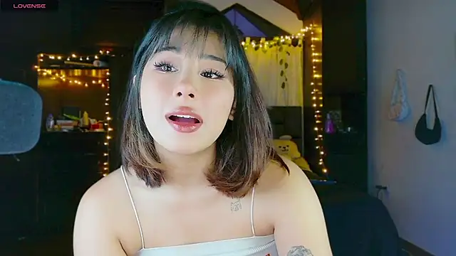 Snapshot of Shisuku_Sophi chatting on March 22, 11:30 pm Shisuku Sophi online show from March 22, 11:30 pm