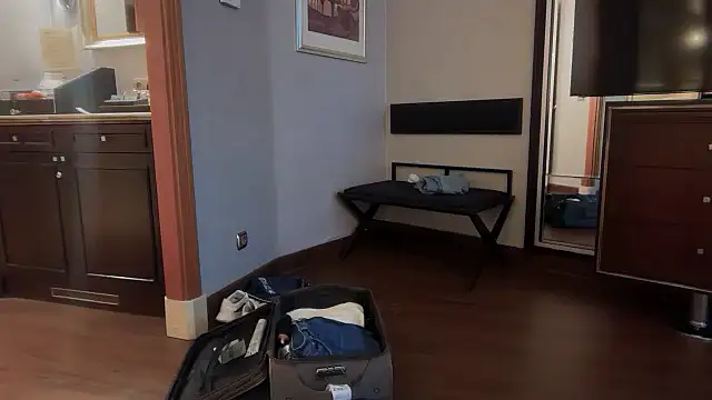 Snapshot of Ofcourseoneday chatting on November 8, 2:28 pm Ofcourseoneday online show from November 8, 2:28 pm