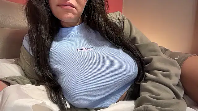 Snapshot of Ofcourseoneday chatting on November 30, 9:24 am Ofcourseoneday online show from November 30, 9:24 am