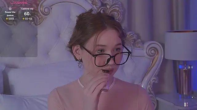 NancySmitts online show from September 26, 4:00 pm