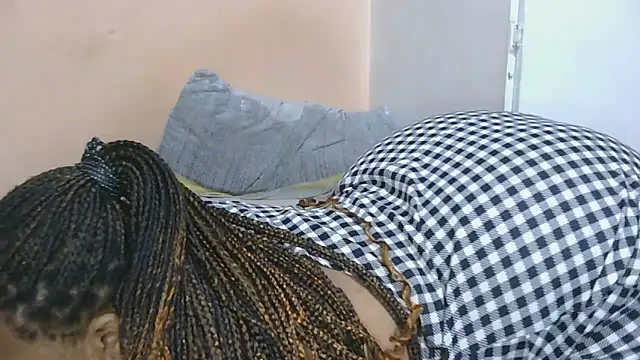 BigSexyEbony online show from October 12, 11:26 pm