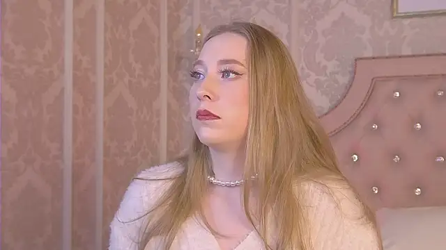 MiaEuphoria  online show from October 9, 3:26 am