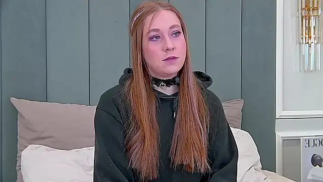 MiaEuphoria  online show from December 2, 3:23 am