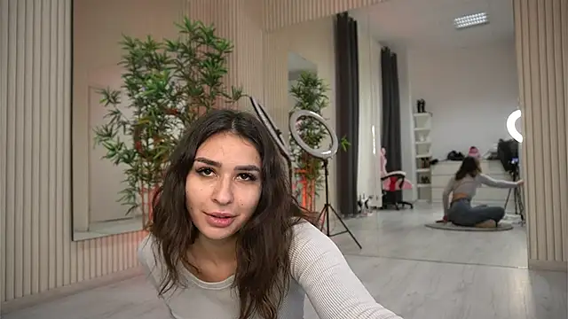 Snapshot of EmmaBlanco chatting on October 17, 7:05 pm EmmaBlanco online show from October 17, 7:05 pm