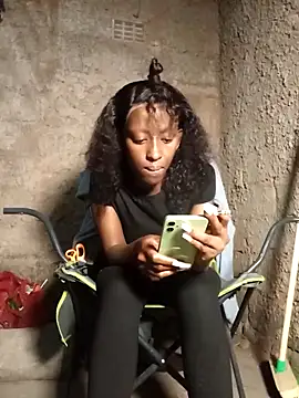 RFeltomWhitJ online show from September 20, 5:36 pm