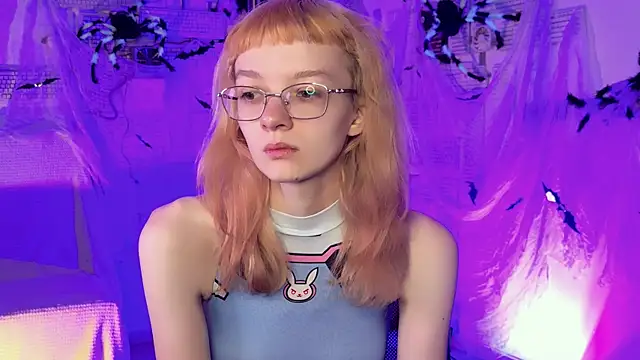 Snapshot of MollyJiggles chatting on October 24, 12:12 pm MollyJiggles online show from October 24, 12:12 pm