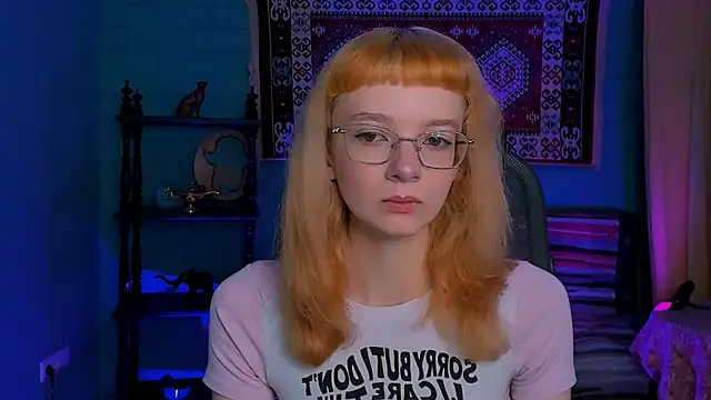 Snapshot of MollyJiggles chatting on October 28, 12:19 pm MollyJiggles online show from October 28, 12:19 pm