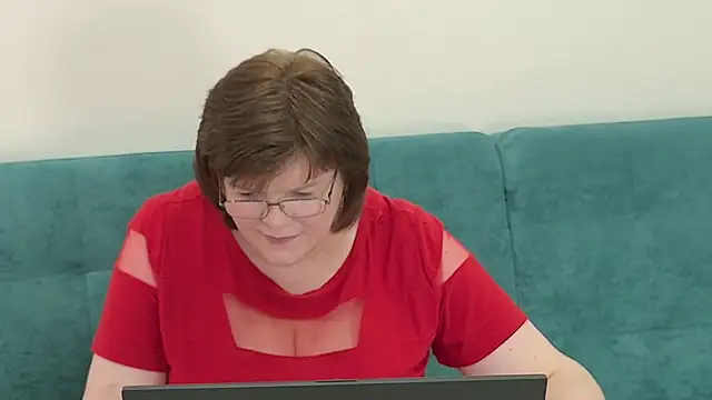 Snapshot of Sandra_Sunrise chatting on October 19, 9:10 am Sandra Sunrise online show from October 19, 9:10 am