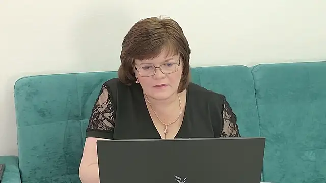 Snapshot of Sandra_Sunrise chatting on October 20, 8:59 am Sandra Sunrise online show from October 20, 8:59 am