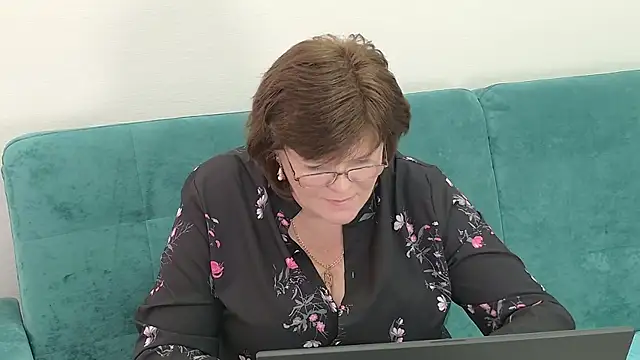 Snapshot of Sandra_Sunrise chatting on October 21, 11:22 am Sandra Sunrise online show from October 21, 11:22 am