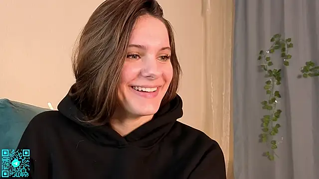 chloemilka online show from October 17, 7:49 pm