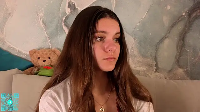 chloemilka online show from July 12, 5:37 pm