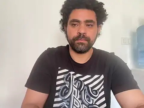 curiousxs online show from April 3, 12:14 pm