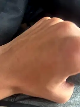 Snapshot of Coloureddickforyou chatting on September 15, 2:28 pm Coloureddickforyou online show from September 15, 2:28 pm