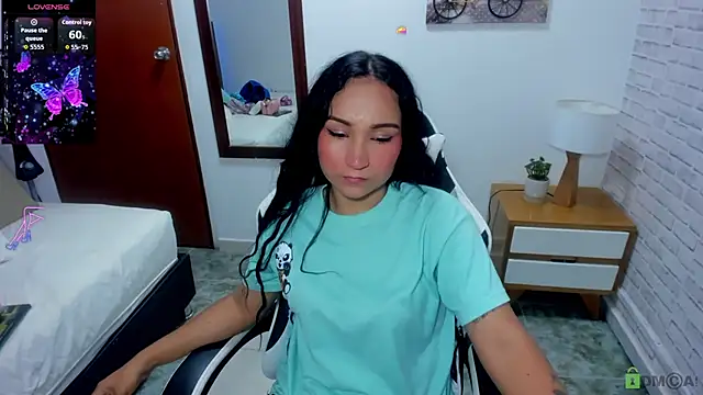 Snapshot of salome_rojas_ chatting on April 9, 7:41 pm salome rojas online show from April 9, 7:41 pm