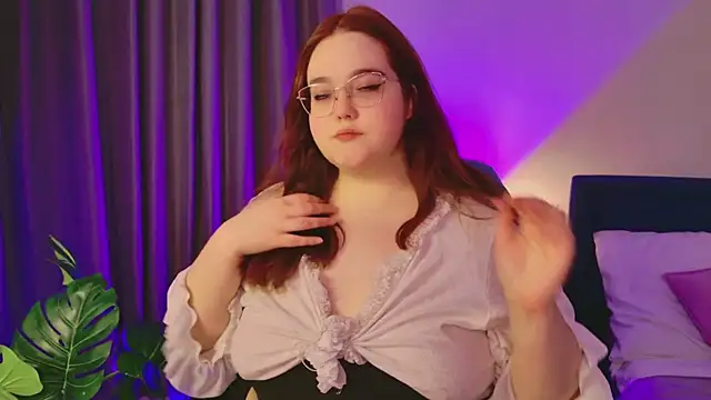 Neko Moor online show from February 7, 8:34 pm