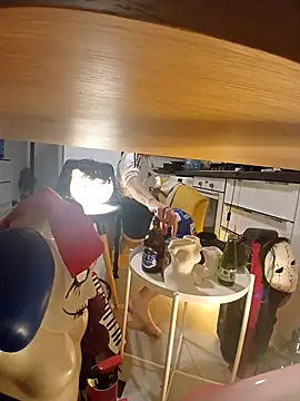 Snapshot of Klvill chatting on October 15, 4:18 pm Klvill online show from October 15, 4:18 pm