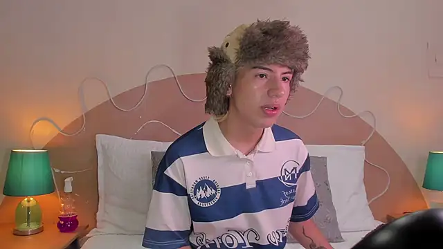 Enrrixxx  online show from November 25, 12:21 am