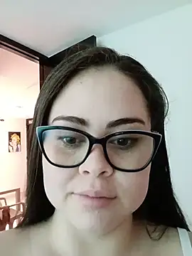 Snapshot of LolaVillalobos chatting on April 20, 12:08 pm LolaVillalobos online show from April 20, 12:08 pm