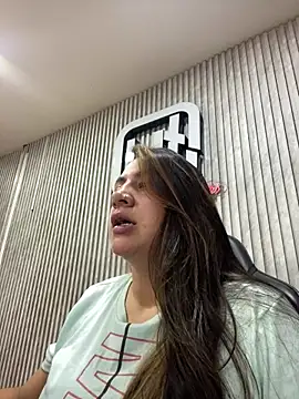 Snapshot of megvibes chatting on October 14, 5:36 pm megvibes online show from October 14, 5:36 pm